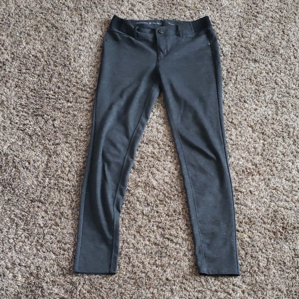 Vera Wang leggings